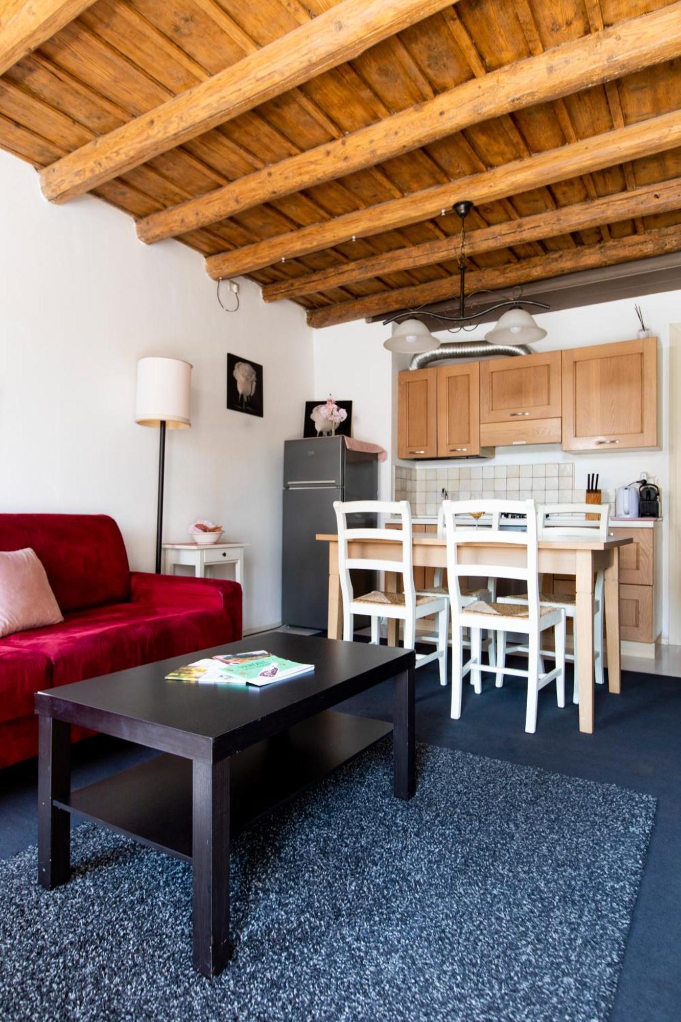 Corte Dei Soavi Suites - Apartments Soave  Exterior photo